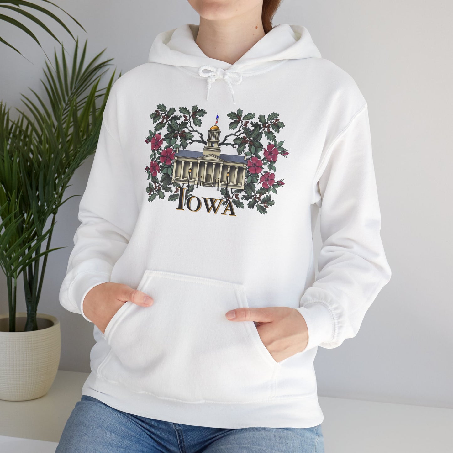 Iowa City Capitol Iowa Unisex Heavy Blend Hoodie