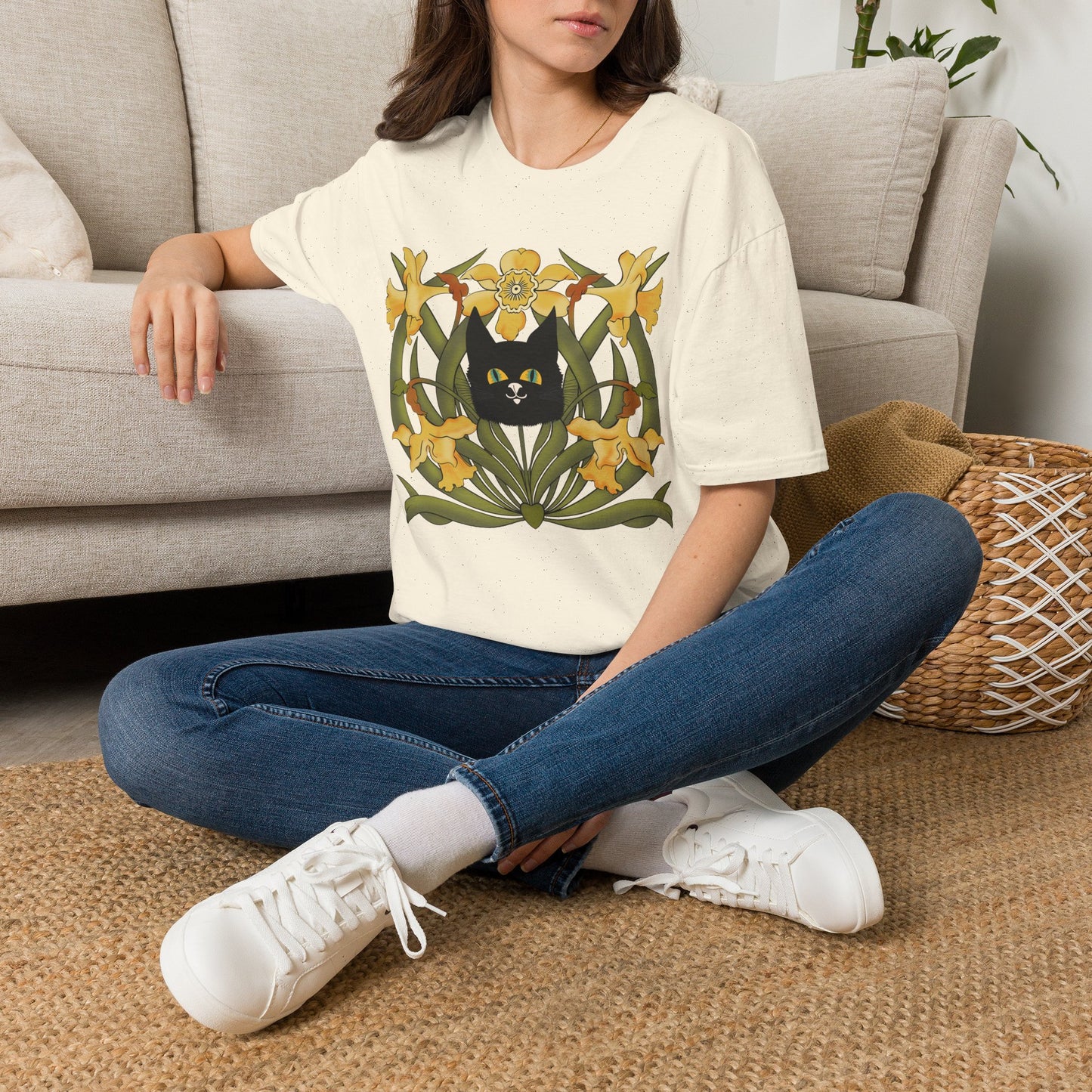 Daffodil Black Cat T‑Shirt — Retro Floral Cat Tee