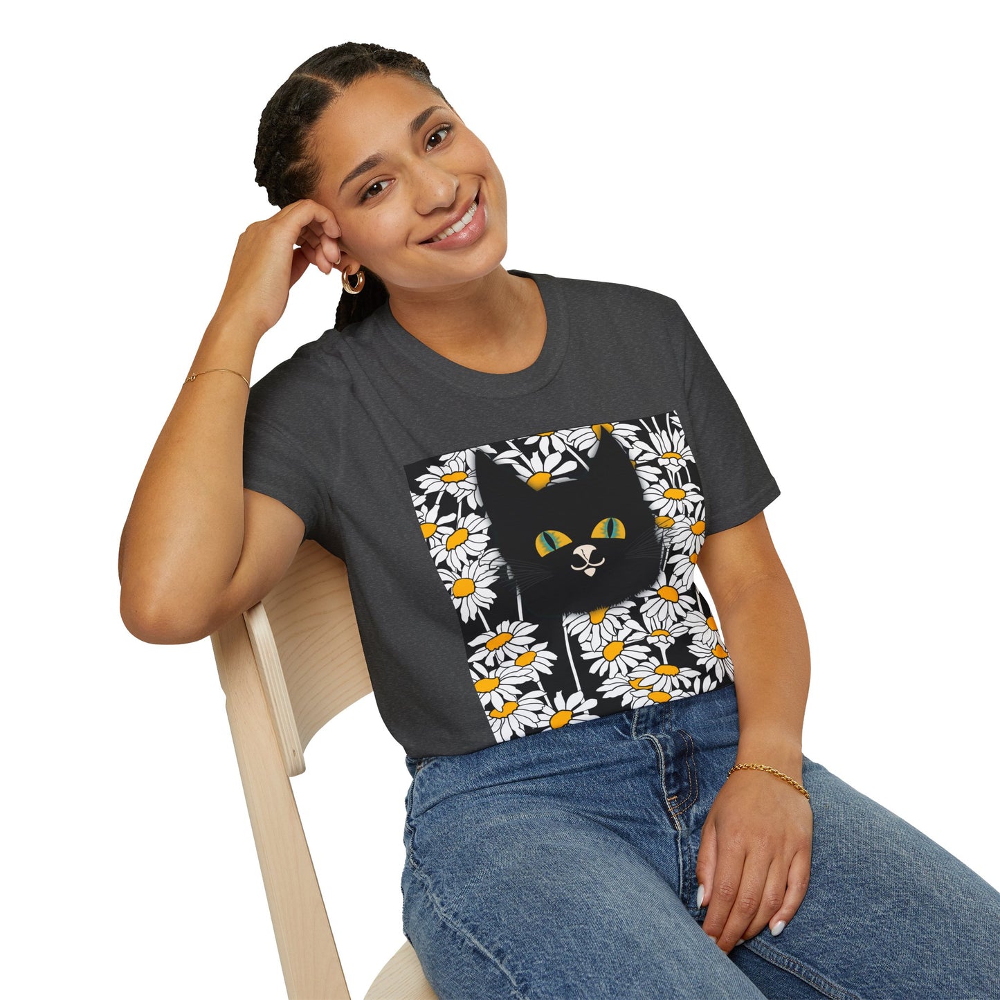 Black Cat Daisy T‑Shirt — Cute Floral Cat Graphic Tee