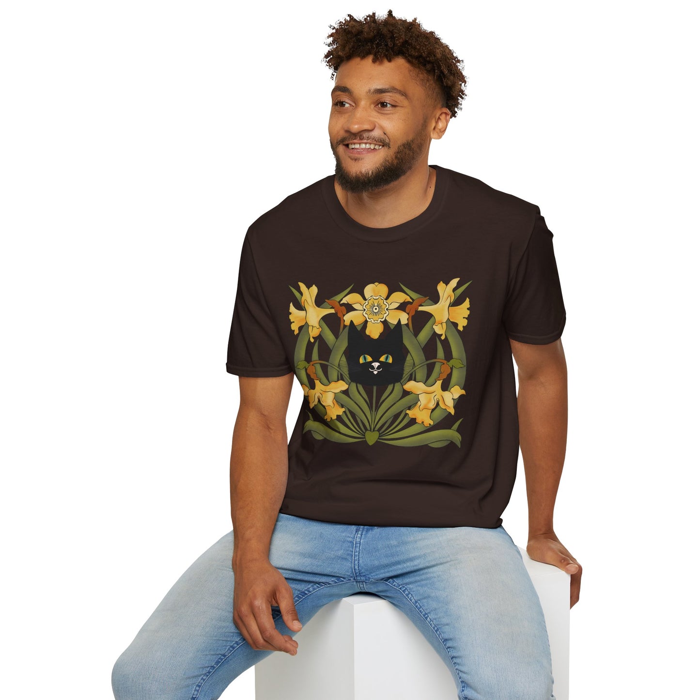 Daffodil Black Cat T‑Shirt — Retro Floral Cat Tee