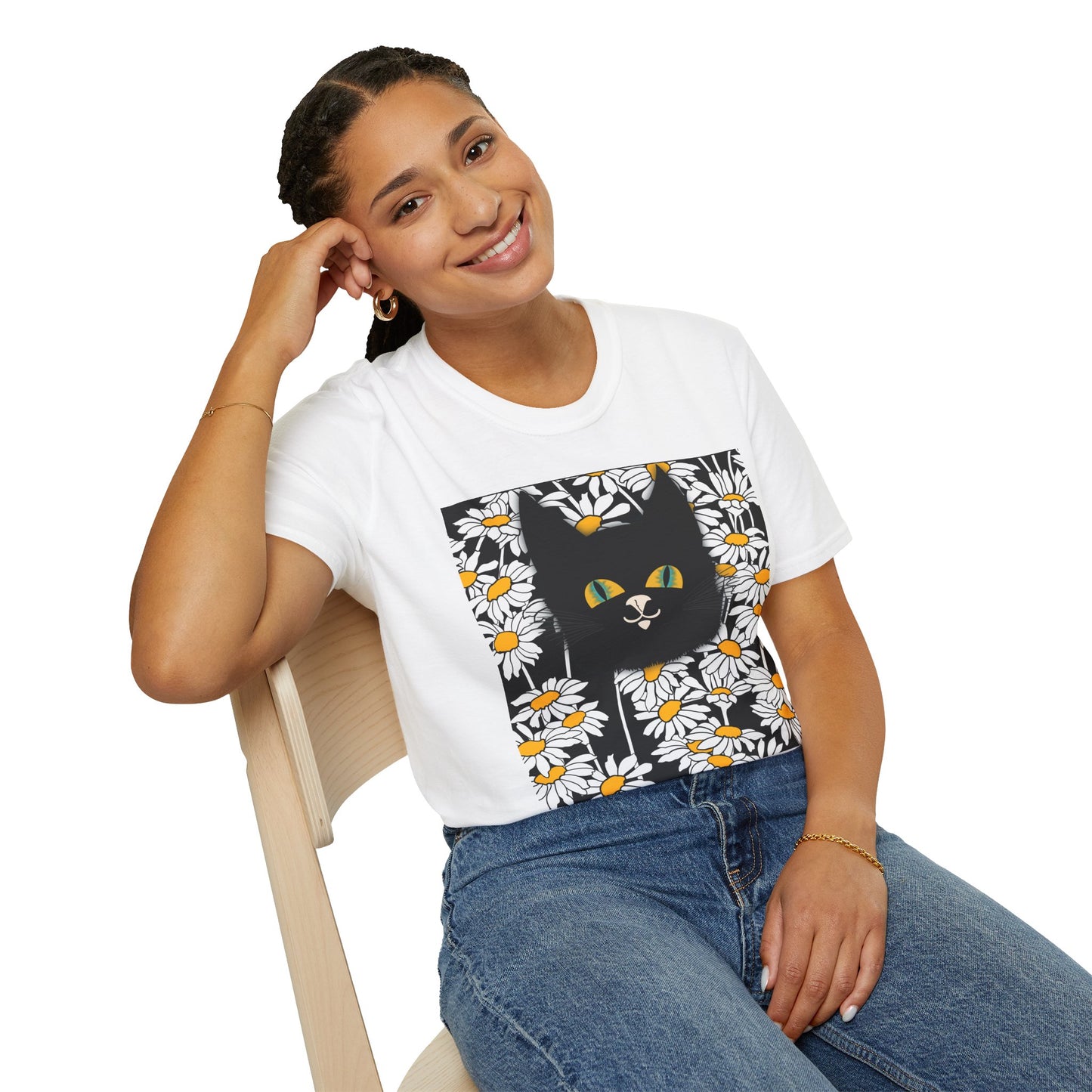 Black Cat Daisy T‑Shirt — Cute Floral Cat Graphic Tee