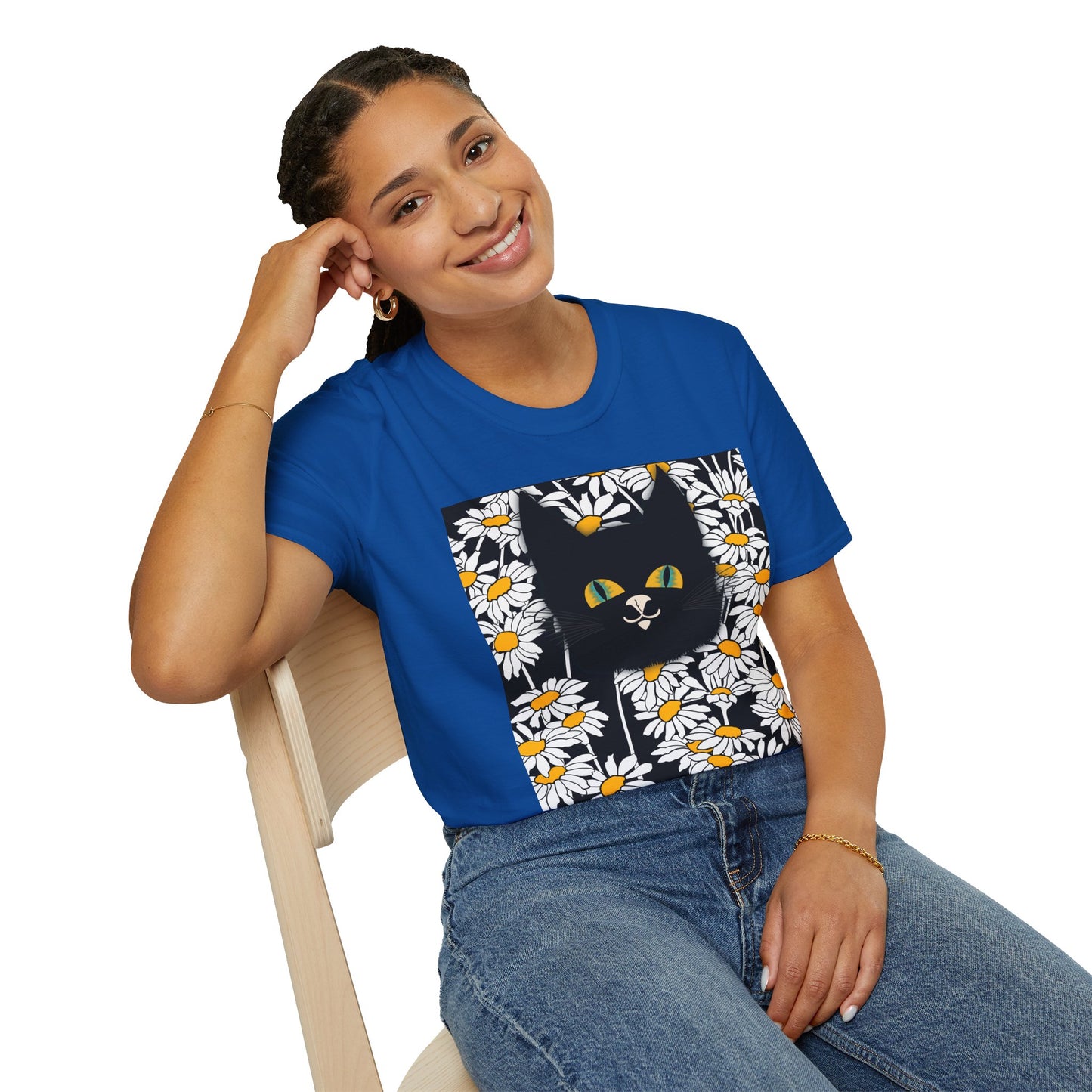 Black Cat Daisy T‑Shirt — Cute Floral Cat Graphic Tee